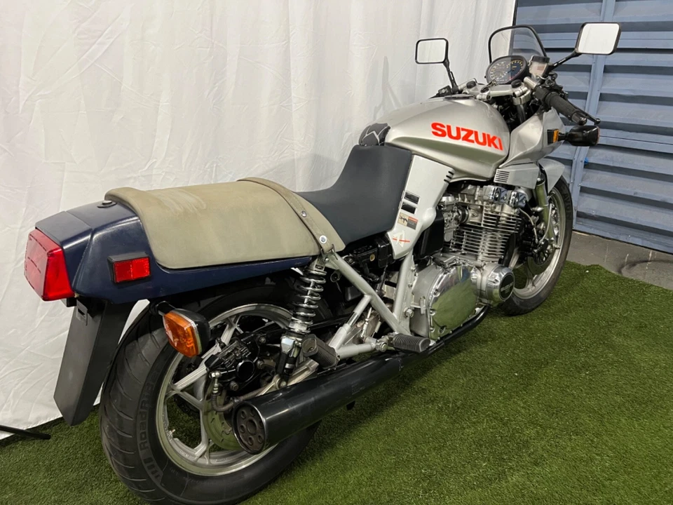 Suzuki GSX 1982/Katana  Foto 3 de 4