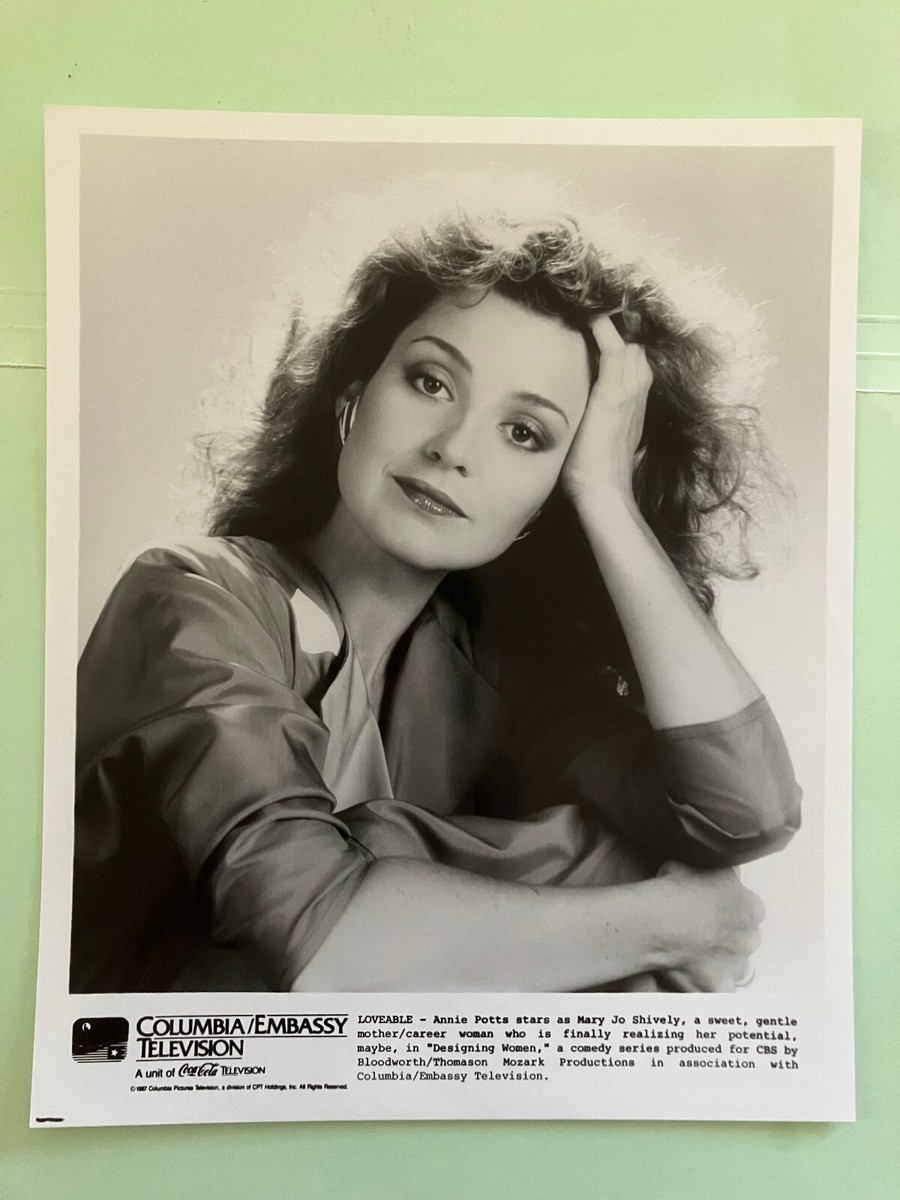 Annie Potts 