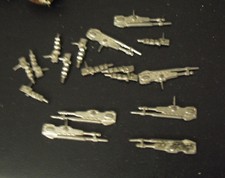 Unique Lot of Vintage Lead Guns and Weapons Look