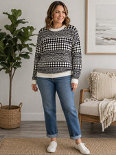 LOFT NWT Women  s M Black Cream Geometric Crewneck Sweater Long Sleeve Pullover
