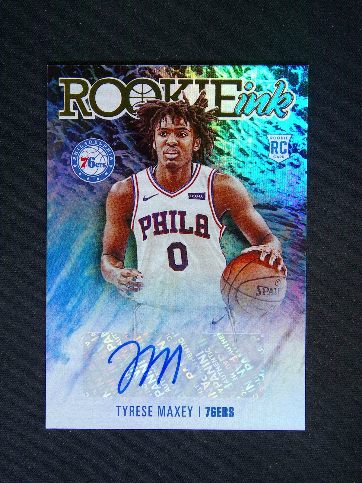 2020-21 Panini Hoops Tyrese Maxey RC Rookie Ink Auto Holo