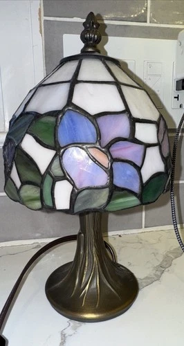 Vintage Tiffany Style Small Stained Glass Table Lamp - 11” - Floral