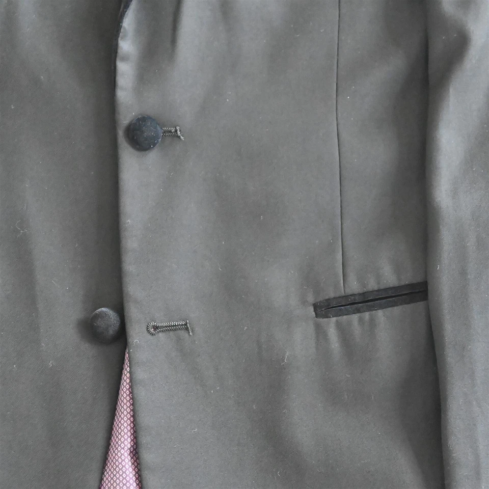 Ferrecci 40R 32x32 Black Velvet Trim Slim Mens Formal Jacket Pants Tux Tuxedo - Image 3 of 4