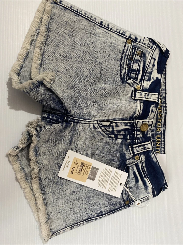 True Religion Jean Shorts Mid Rise Keira Shore Break W24 RRP £119 - Image 1 of 4