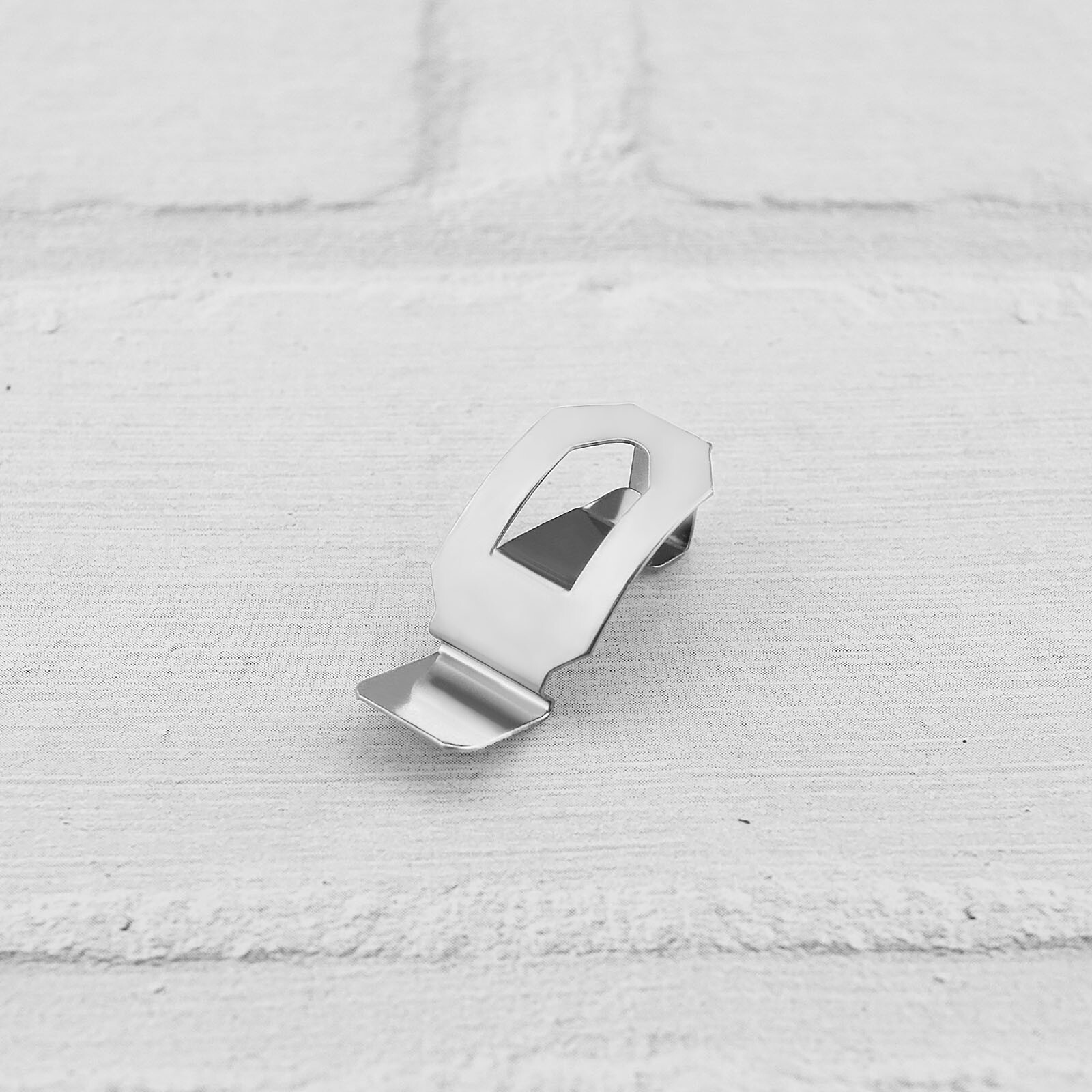 12x Photo Frame Clip Picture Hanger Fastener Artwork Back Plate Fixing