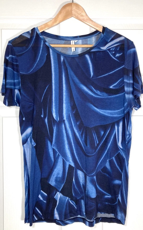 & Other Stories Women's Blue Mix Tie Dye T Shirt Top Size EU 36 UK 8 - Image 4 of 4