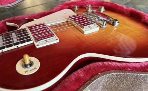 2023 Gibson Les Paul Standard '50s Electric Figured Top in Heritage Cherry wCase - Picture 14 of 21