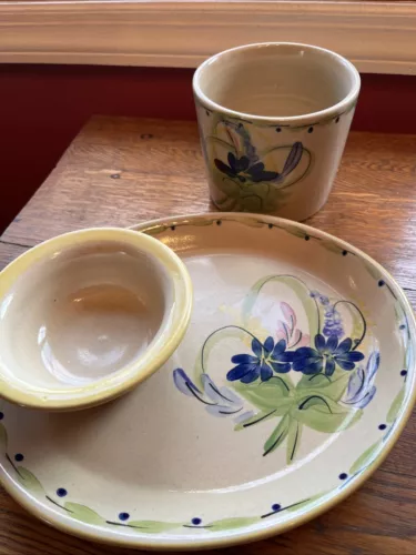 Vintage Yesteryears 3 pc Pottery set Marshall Texas Blue Flower Pattern