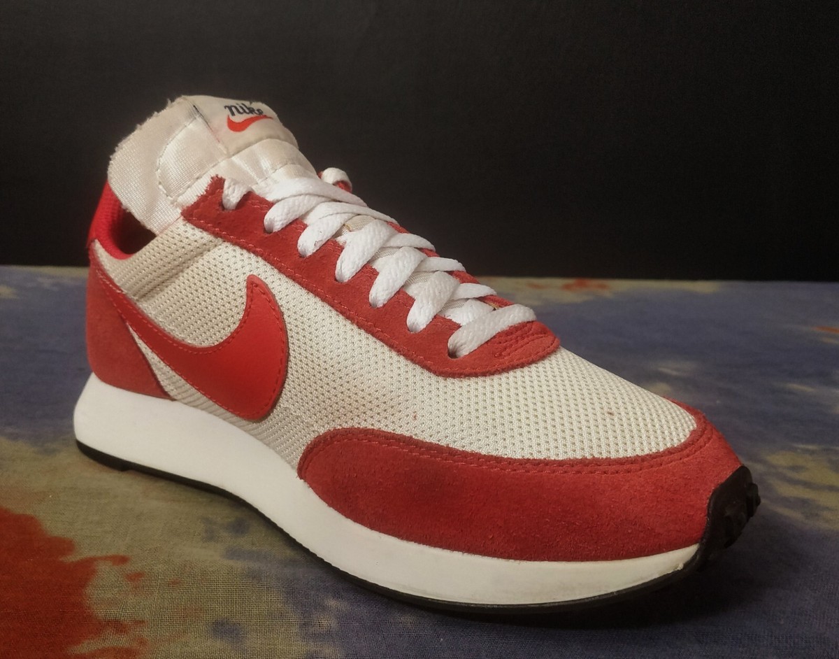 nike tailwind 79 sail track red