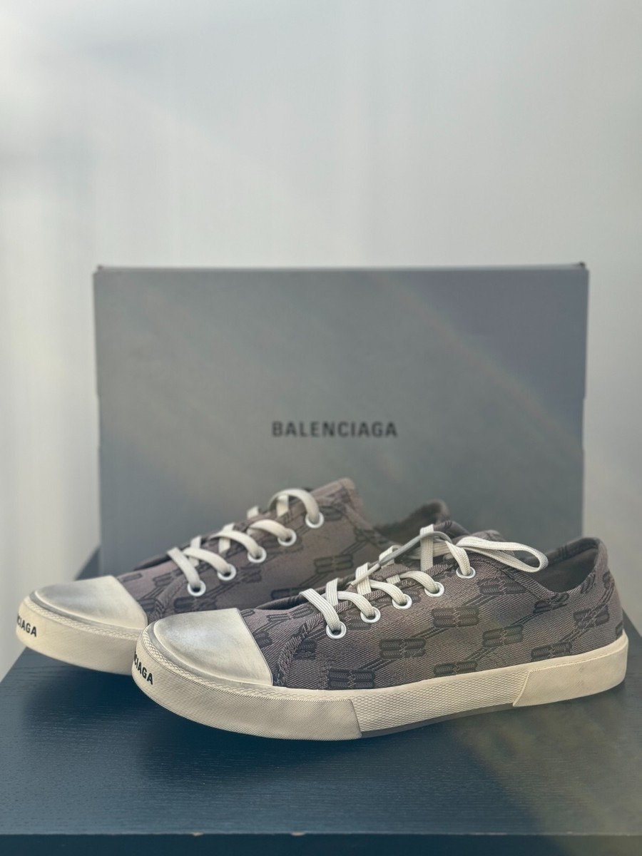 Balenciaga Men's Paris Low Top Sneaker BB Monogram 7.5 US