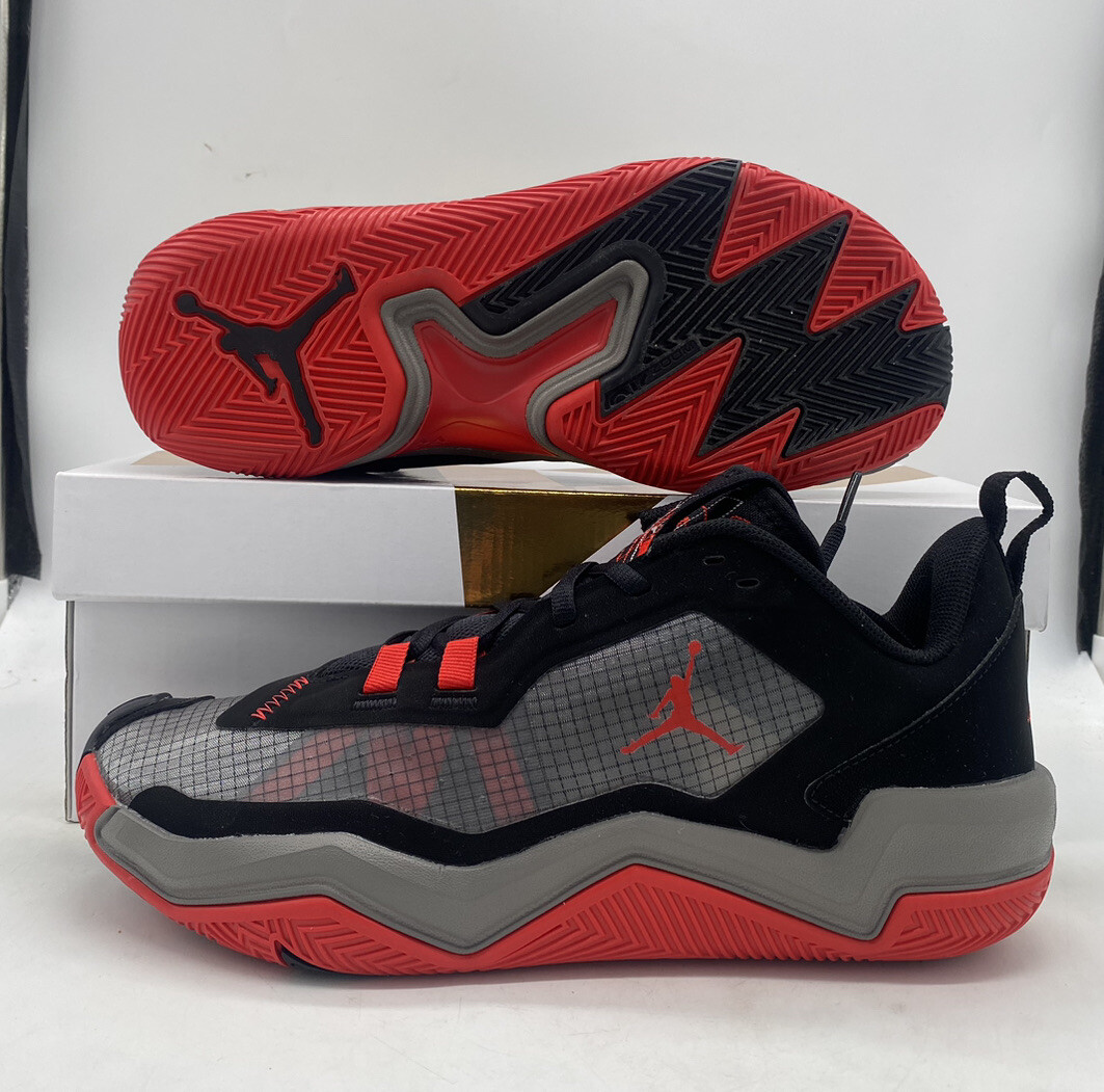 Баскетбольные кроссовки Nike Air Jordan One Take 4 черный, красный, белый DO7193-061, мужские размеры