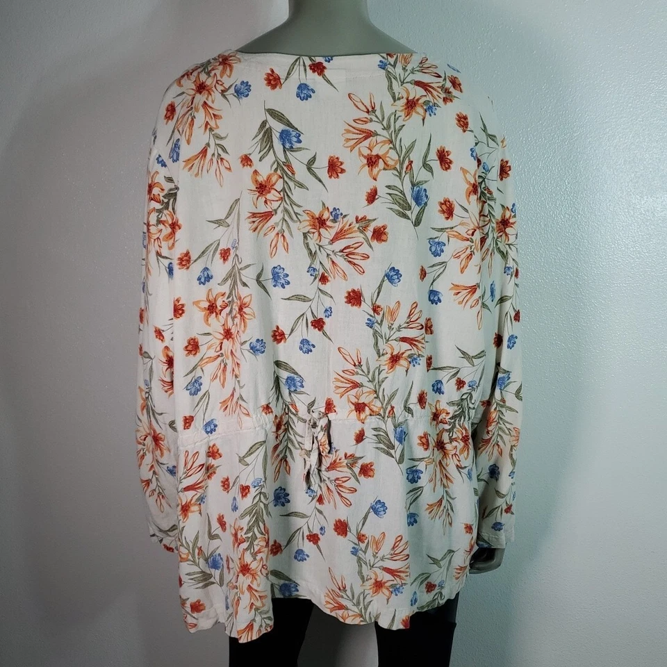 切诺基上衣大码 24 亚麻绑带腰花卉长袖 V 领多色 — 第 4/4 张图片