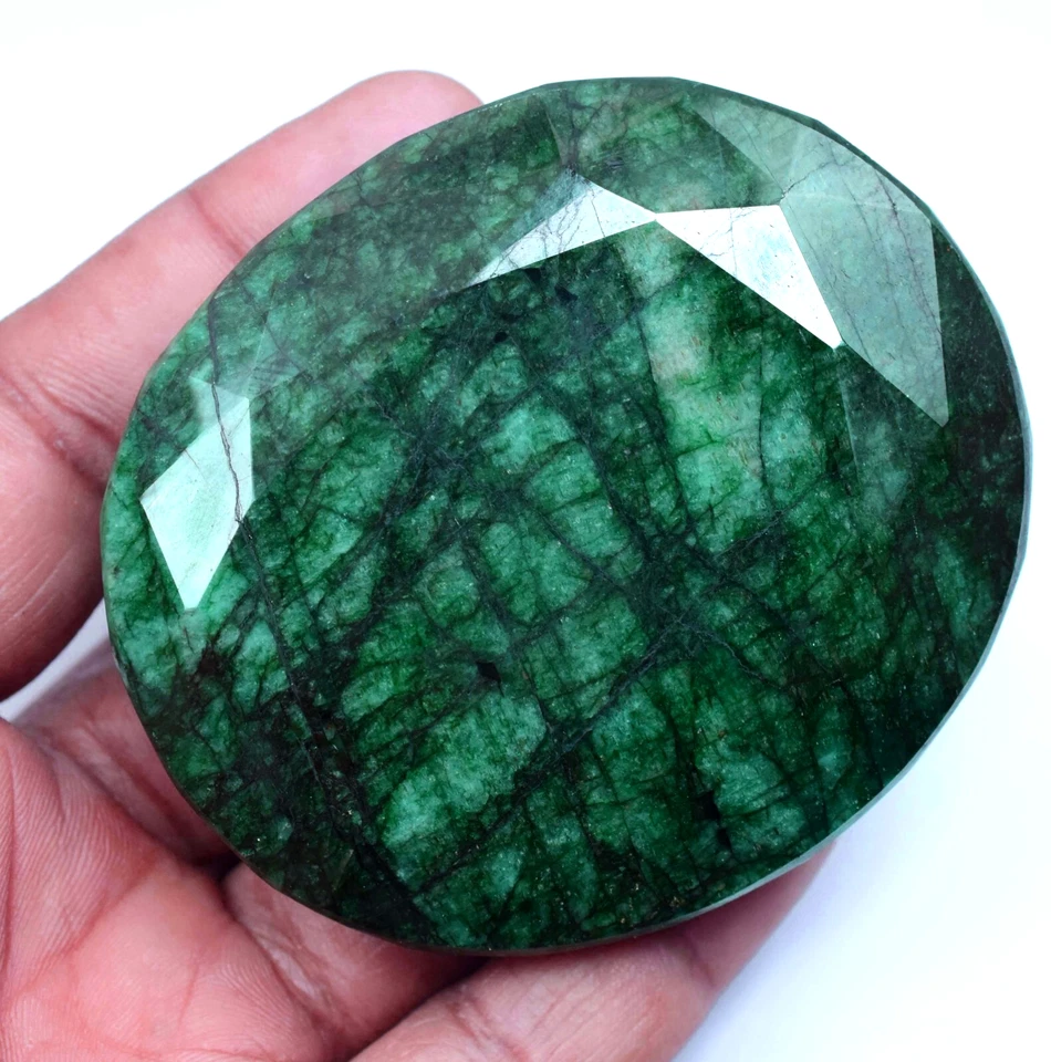 Natural Huge Green Emerald Zambian 801.5 CT Certified Oval Cut Loose Gemstone - Image 4 of 4