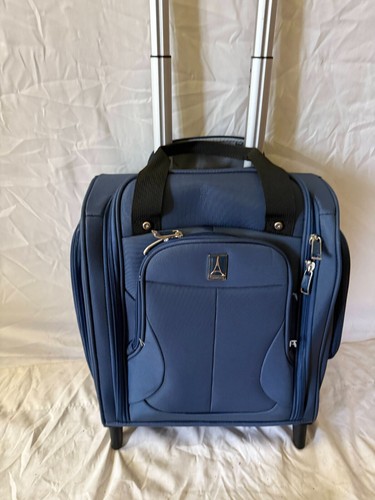 New TRAVELPRO WalkAbout 6 Rolling Under Seat Carry-On Blue Luggage - Picture 12 of 17