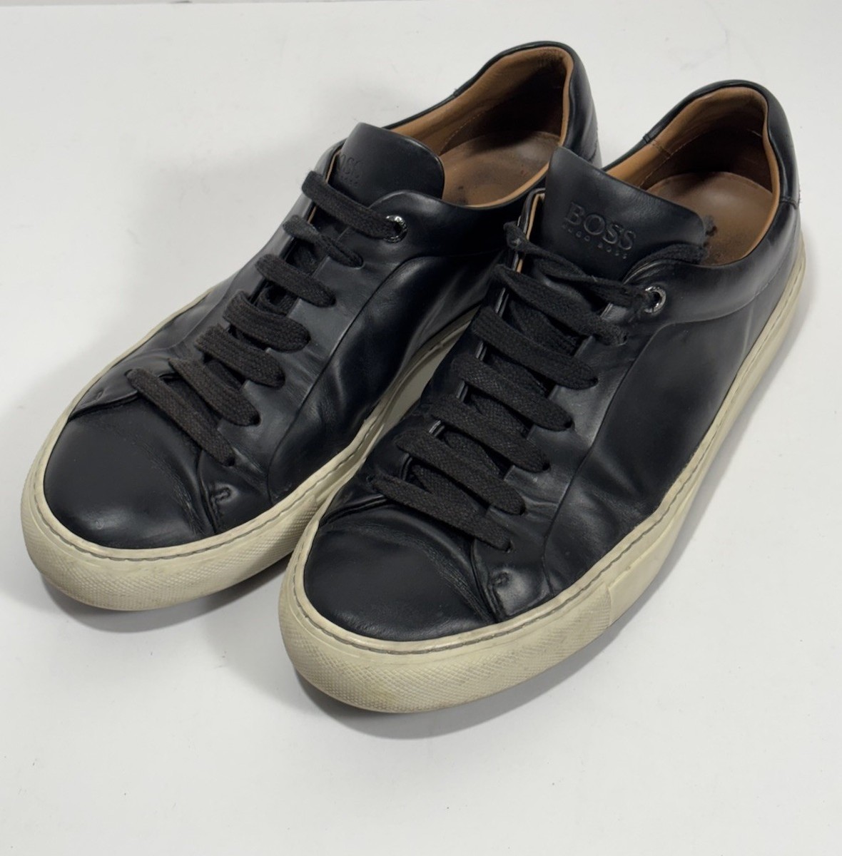 Hugo Boss Mens SZ 7 Casual Sneakers Flat Comfort Black