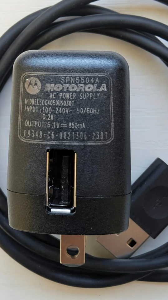 💎 Genuine Motorola USB Wall Adapter Travel Charger - Model: SPN5504A 💎 - Image 2 of 3