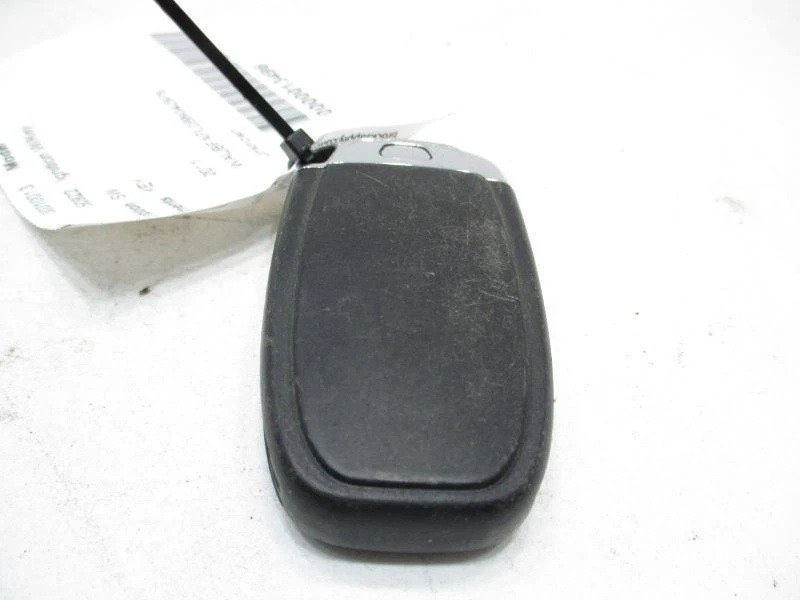 08-17 AUDI A5 ONLY KEY 42096 - Image 4 of 4