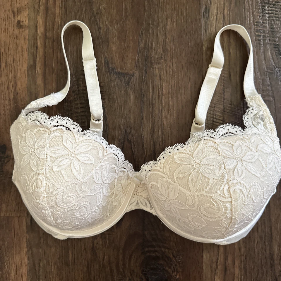 Wonderbra Style 7263 Ivory Lace Underwire Push-up Bra Lined Cups 38D - Image 3 of 4