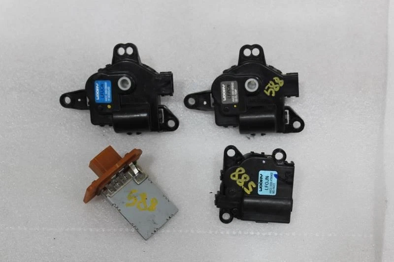 HYUNDAI ELANTRA GT 2014 2015 2016 2017 CALEFACCIÓN SERVOMOTORES CON RESISTENCIA Foto 2 de 4