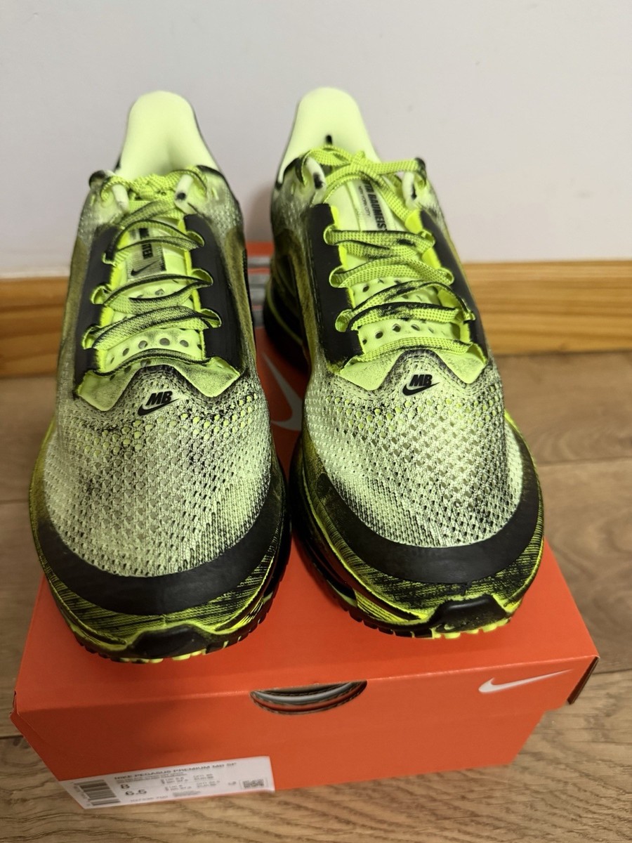 Nike マンズ　シューズ 7 Melitta Baumeister x Nike Pegasus Premium Volt Women's Size 8W