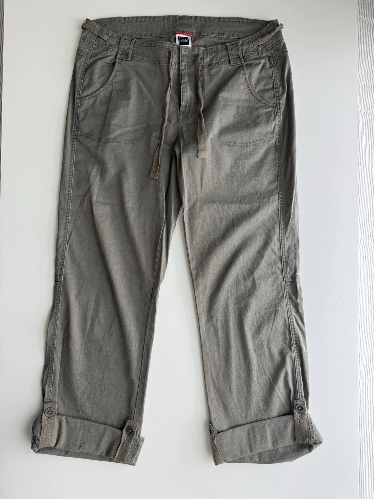 The North Face Capri Pants Womens 8 Green Outdoors Hiking Camping Gorpcore