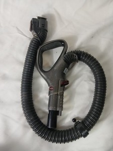Shark Bodenstaubsauger Ersatzteile Griff + Schlauch funktionstüchtig NV681UKT 40