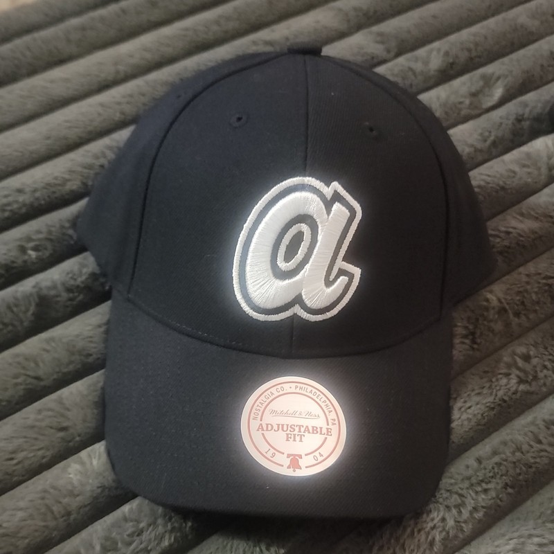 Mitchell & Ness Adjustable Baseball Cap Black Men One Size Casual Solid