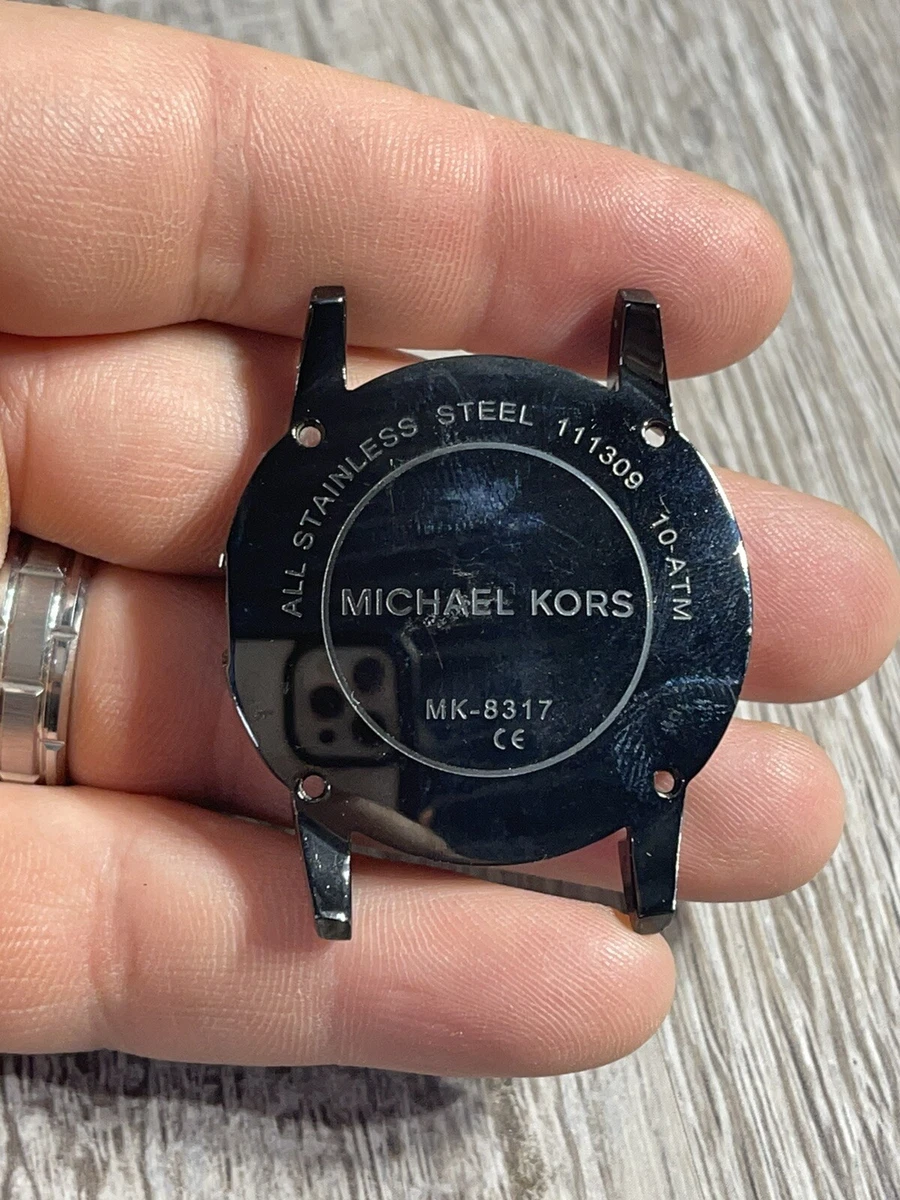 Michael Kors: Save up to 25% on full price items