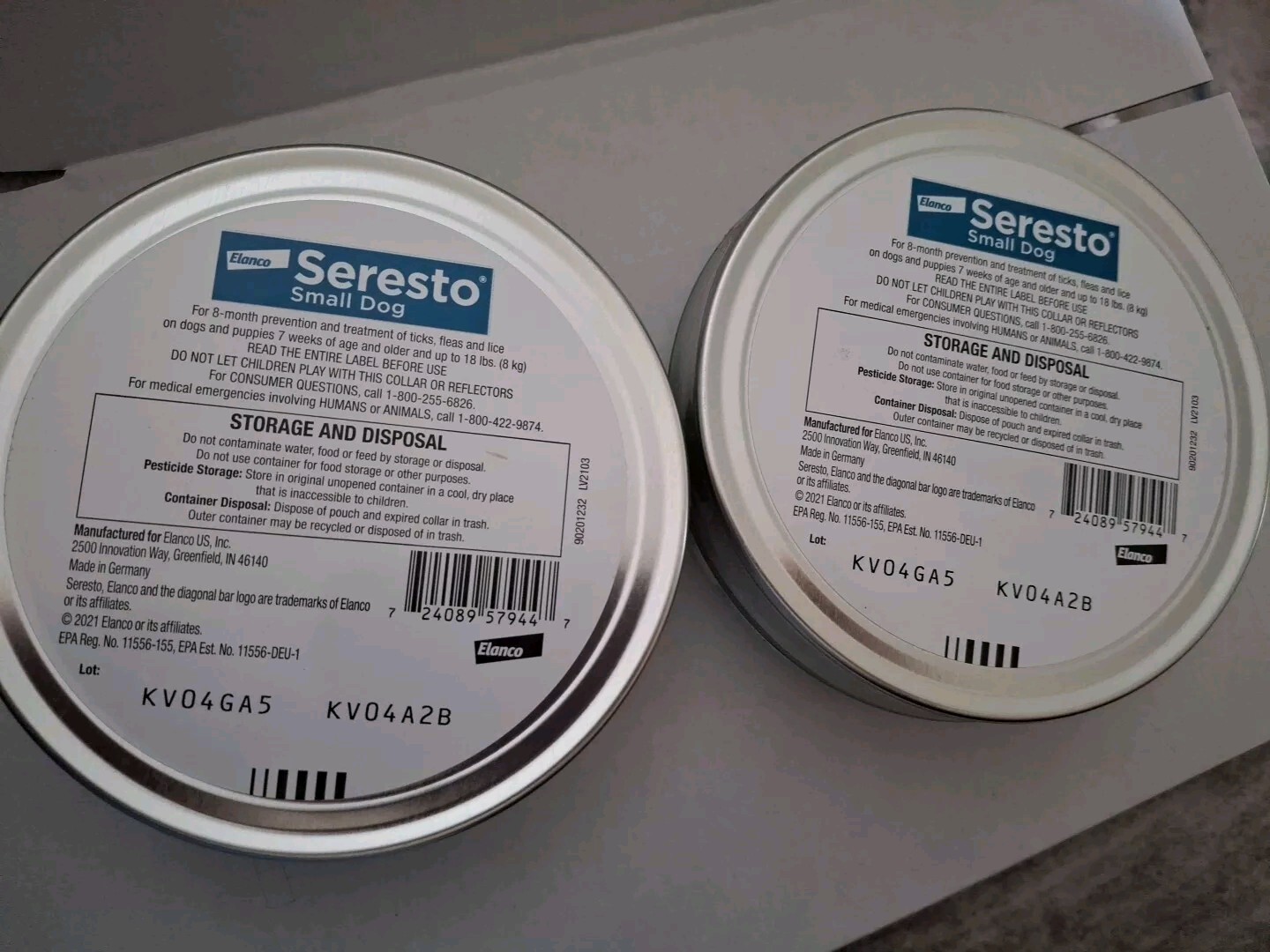 Seresto Flea & Tick Collar SMALL Dog AUTHENTIC Sealed. X2