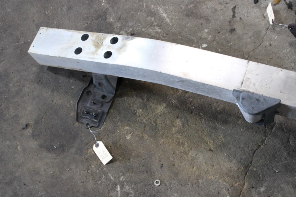 2003-2008 INFINITI FX45 FX35  FRONT BUMPER REINFORCEMENT IMPACT BAR 10 - Image 3 of 4