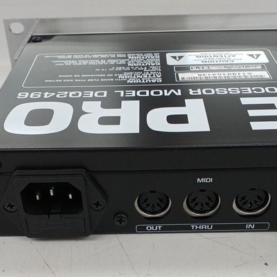 Behringer DEQ2496 Ultracurve Pro Digital 96kHz EQ RTA Mastering