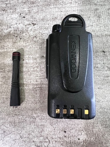 Damaged Antenna Kenwood TK-3140 Two-Way Radio A7 - Picture 2 of 2