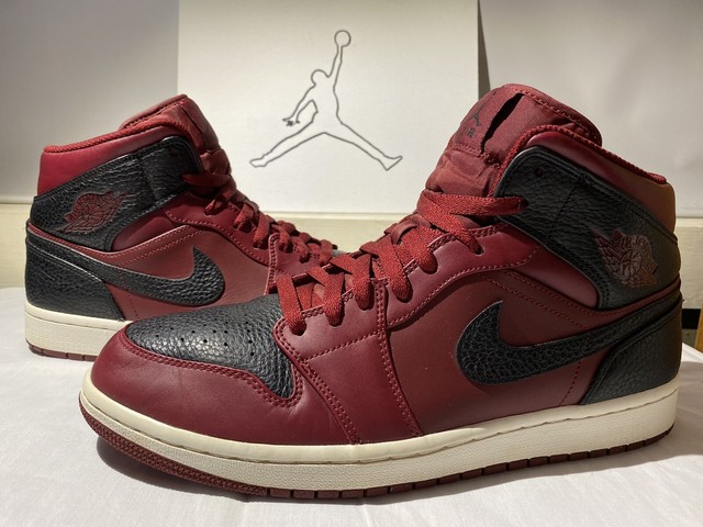 jordan 1 banned reverse