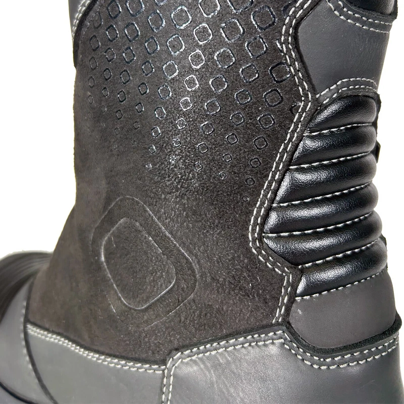 Black, photo 4 of 7