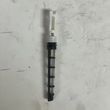 MT0098 OMEGA GM BLACK/WHITE ORIFICE TUBE