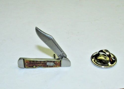 1 ORIGINAL ETUI XX "JIGGED BONE" COPPERLOCK Messer Hut Anstecknadel NOS