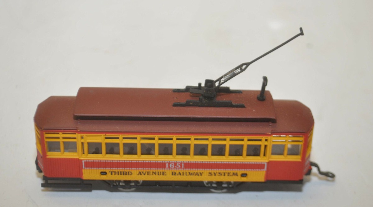 Vintage AHM HO Third Avenue Railway System #1651 Trolley