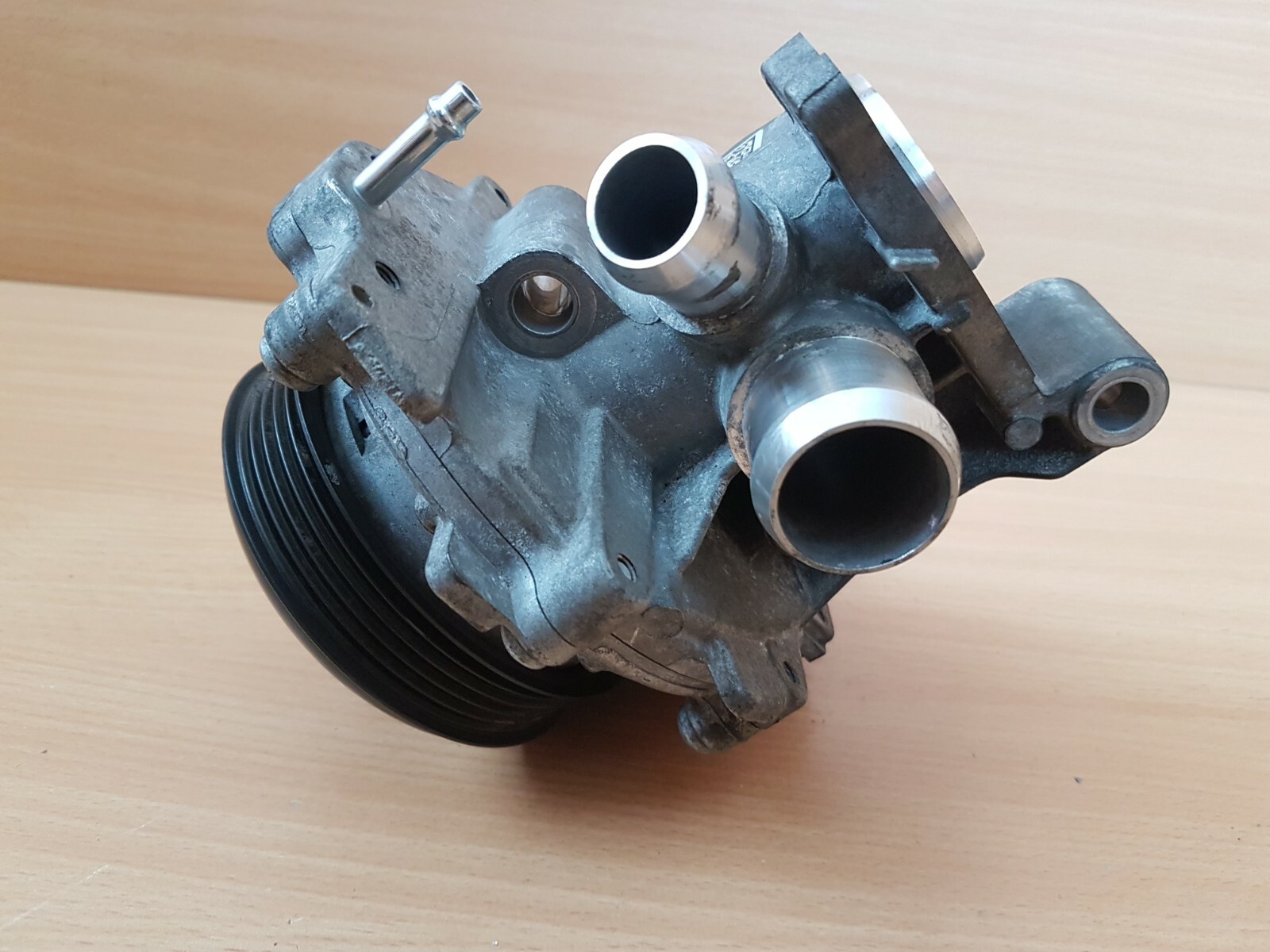 MERCEDES ACLASS W176 2.1TD 2015 RHD COOLANT WATER PUMP OEM A6512000501