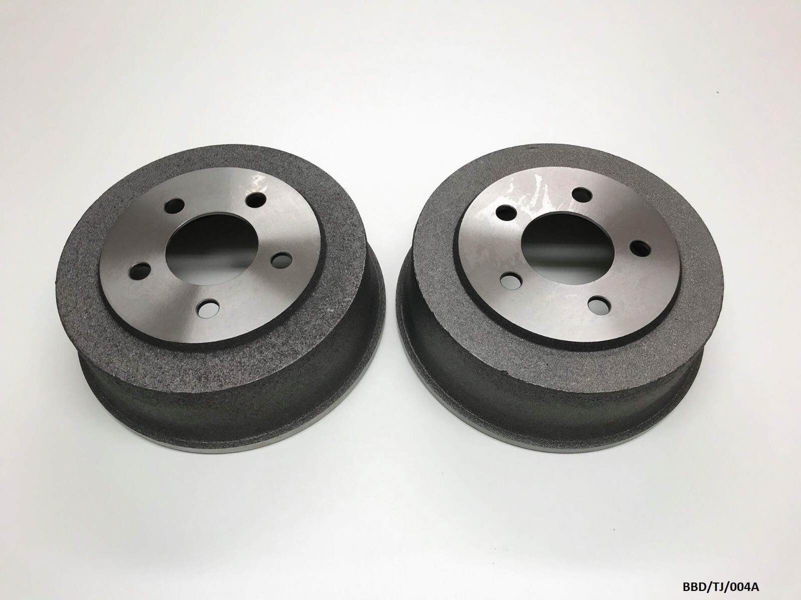 2 x Rear Brake Drum for Jeep Wrangler YJ & TJ 19902006 DRUMS 9" BBD/TJ