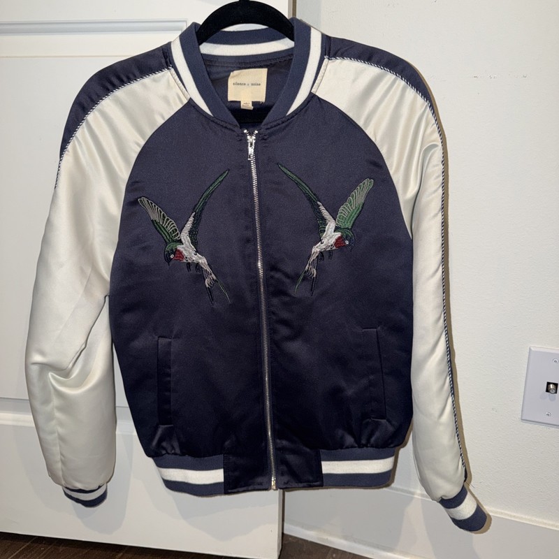 Silence + Noise Hummingbird Bomber Jacket Excellent Condition Women’s Size S