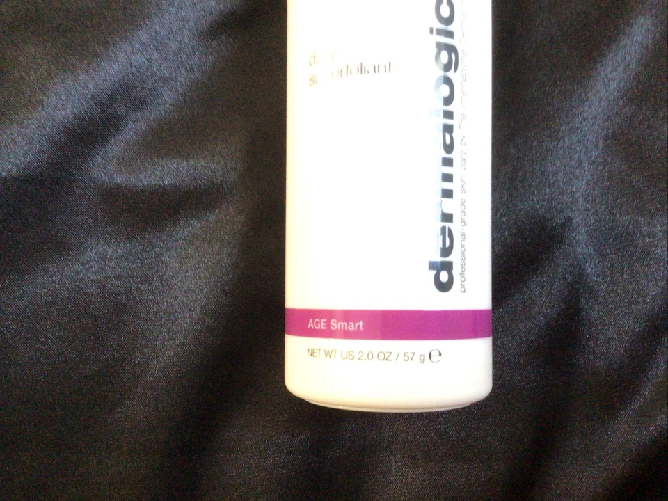 Dermalogica Daily Superfoliant Age Smart 2.0fl.oz./57g New - Image 2 of 4