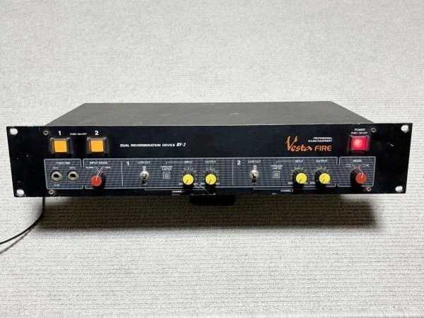 稀少！ベスタファイヤの初期デジタルリバーブ　R-1X Vesta Fire Vesta FIRE デジタルリヴァーブRVX中古()売却済みです。あしからずご