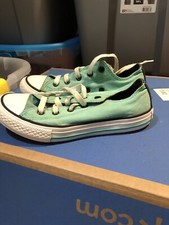 converse kids canvas shoes size 2