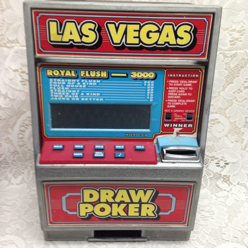 Vintage, Radica Las Vegas Royal Flush 3000 Electronic Draw Poker