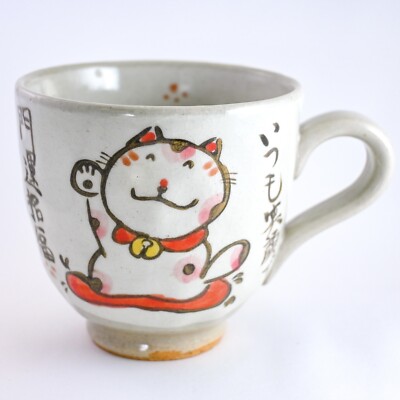 Japanese Hand Painted Mug Cup Lucky Cat Maneki Neko White Seto ware Setoyaki