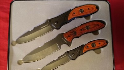 Timber Wolf custom collectible three knife set with decorative case