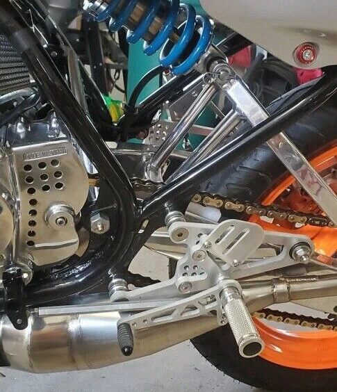 Rearsets totalmente ajustáveis Yamaha RD350LC VINTAGE CORRIDA DE ESTRADA AHRMA WERA   - Imagem 2 de 4