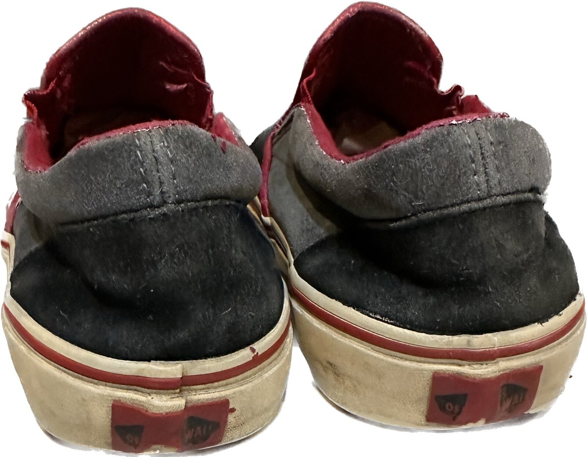 VTG RARE VANS OFF THE WALL BLACK GRAY RED SKATE SUEDE 10.5 M  display picture 2