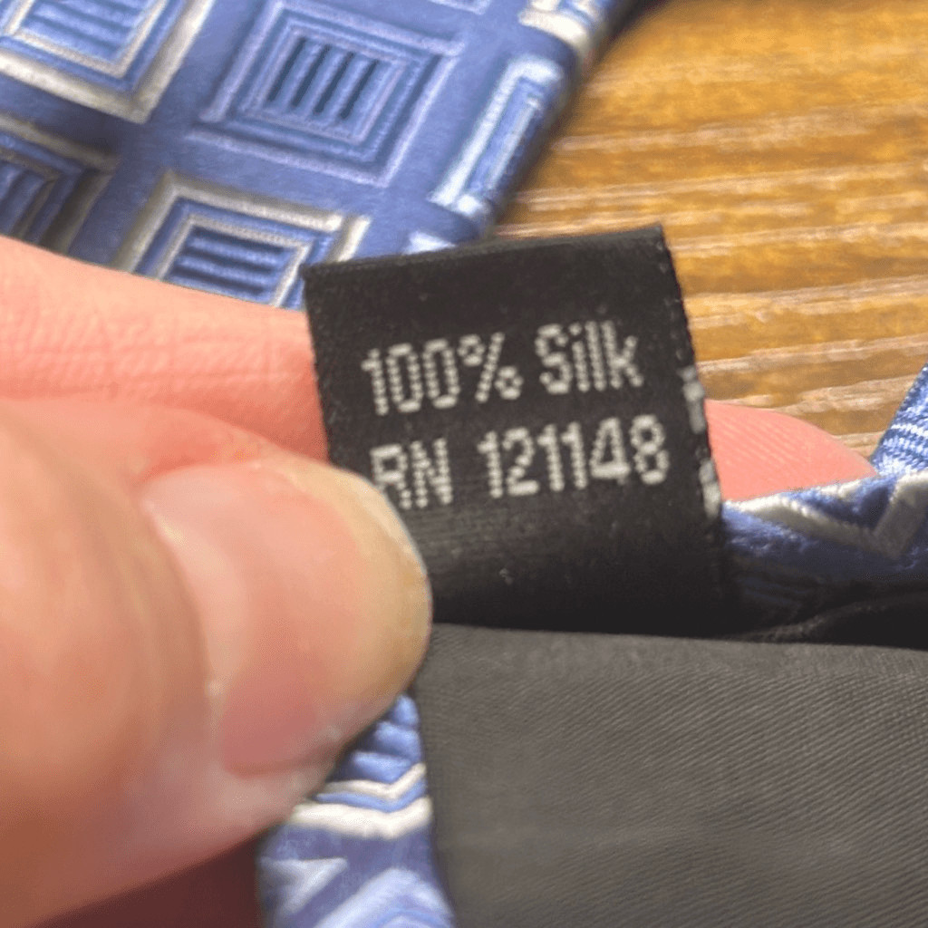Michael Kors Blue Geometric Patterned Tie 100percent Silk image 5