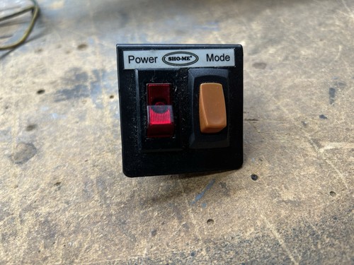 Sho Me Compact Switch with Pattern Selector for Lightbars